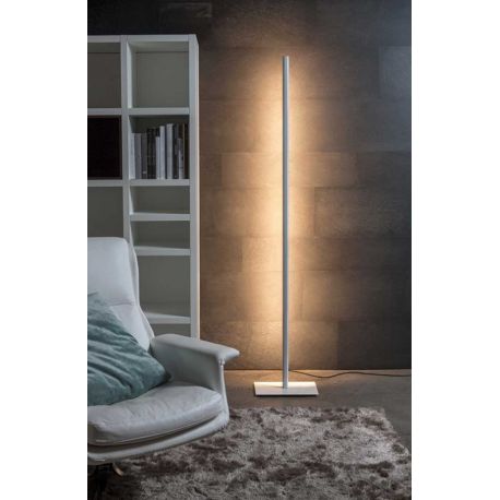 Floor Lamp LINEAL Carpyen